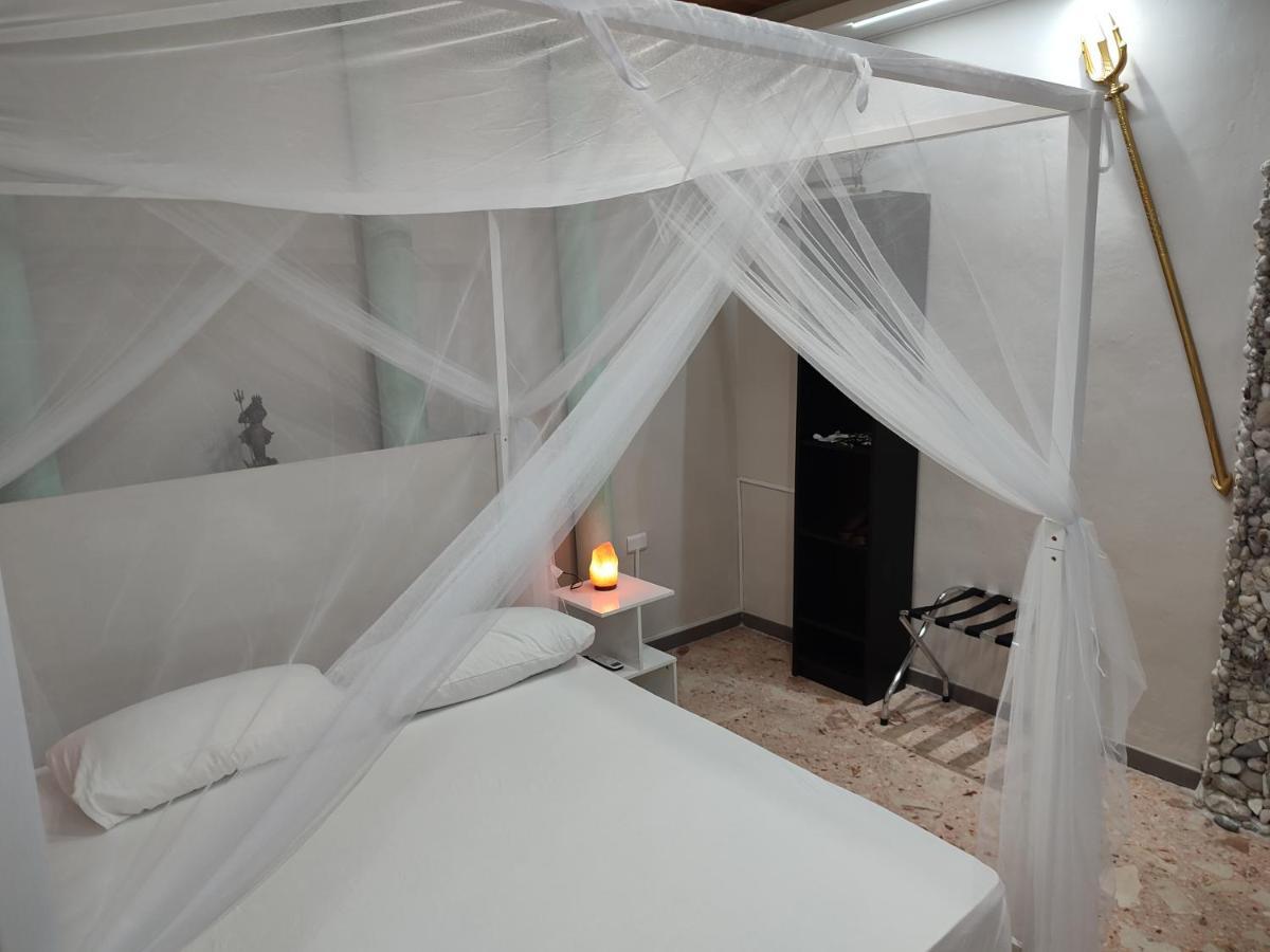 Notti Magiche Hotel Santa Maria di Castellabate Buitenkant foto